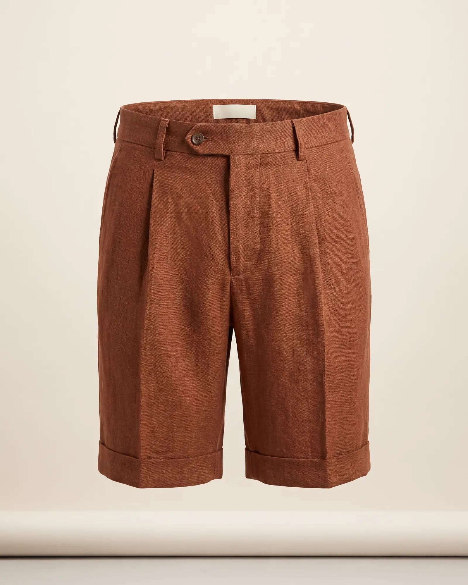 Short à pinces en lin